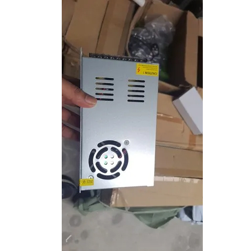 माइल्ड स्टील लिथियम आयन लाइफ PO4 बैटरी चार्जर 73 वोल्ट 8 Amp