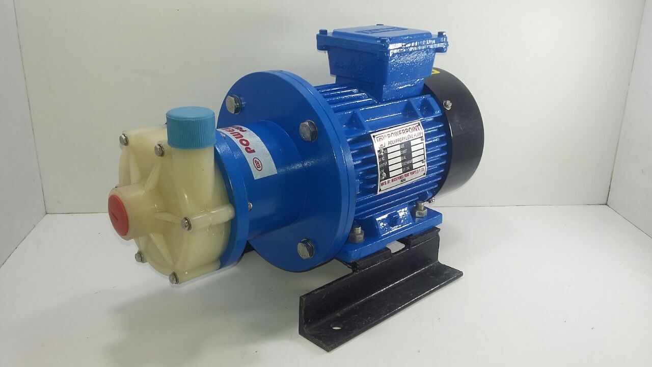 1.5 Hp Magnetic Pump 280 Lpm - Color: Blue