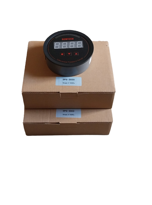 Gemtech Series 3000 Digital Pressure Gauge With Alarm Range 0 To 30.00 Mbar - Color: Black