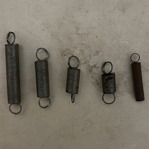 Scientific Lab Instrument Torsion Springs - Stainless Steel, Standard Size , Silver Color, Spiral Style, Polished Surface Finish, Extension Load Type for Industrial & Commercial Usage