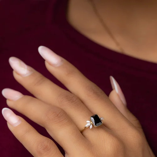 Ladies Diamond Solitaire Ring