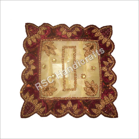 वेल्वेट कवर टिश्यू बॉक्स