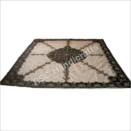 बिस्तर पर डालने वाले कपड़े