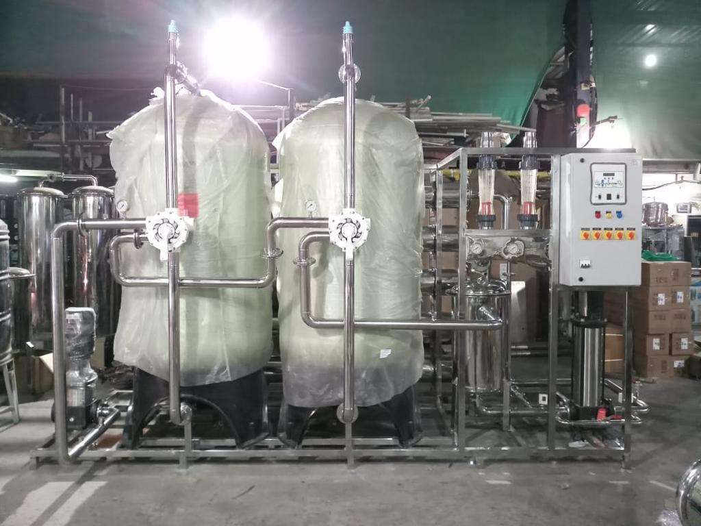 Industrial Reverse Osmosis Plant - Stainless Steel, Semi Automatic, Electric Drive | High Quality Water Purification System For Ground Water Applications