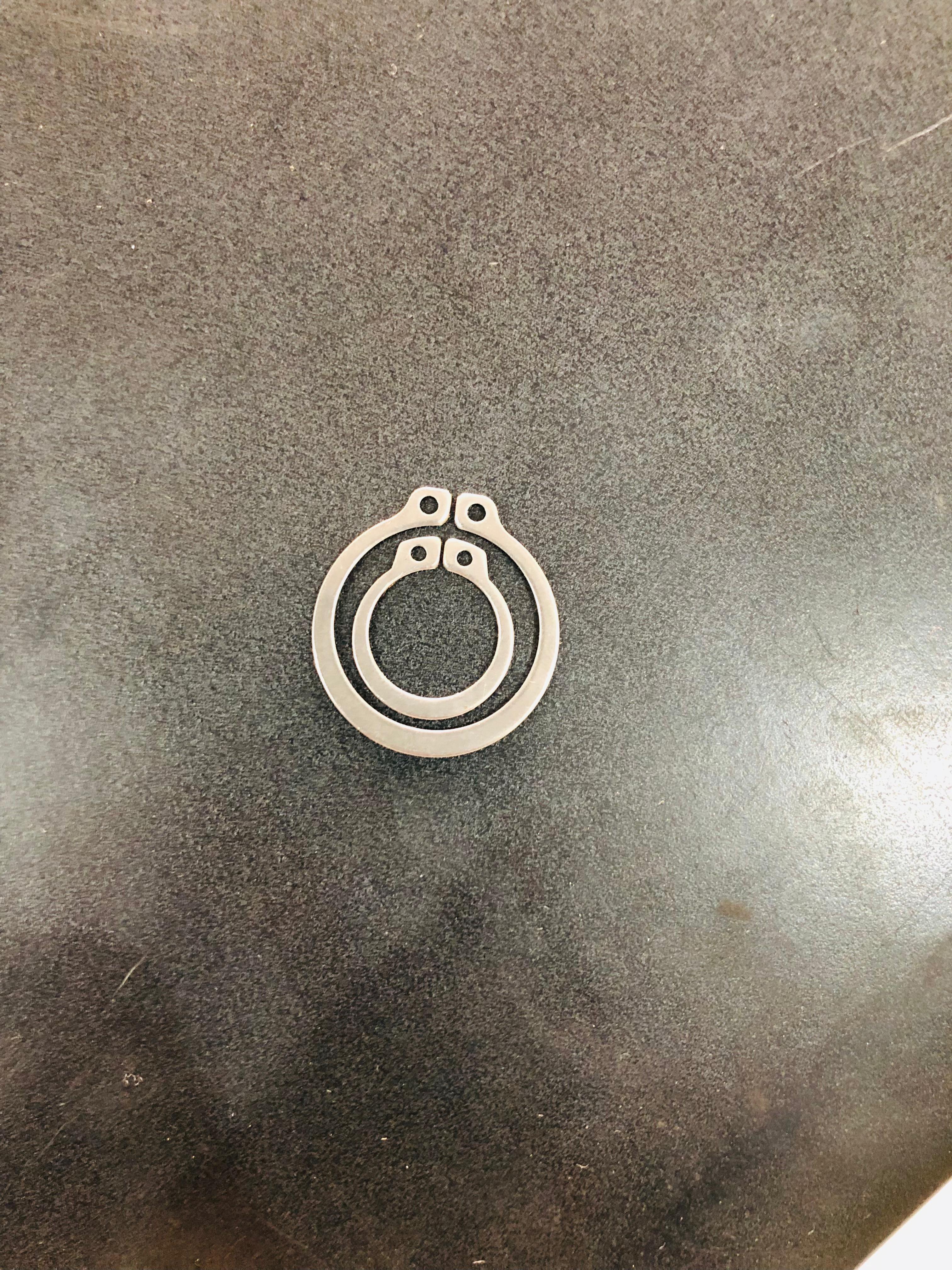 Ss Internal External Circlip - Stainless Steel, Diameter 25mm, Silver | Versatile Fastener For Automotive, Aerospace, And Industrial Applications