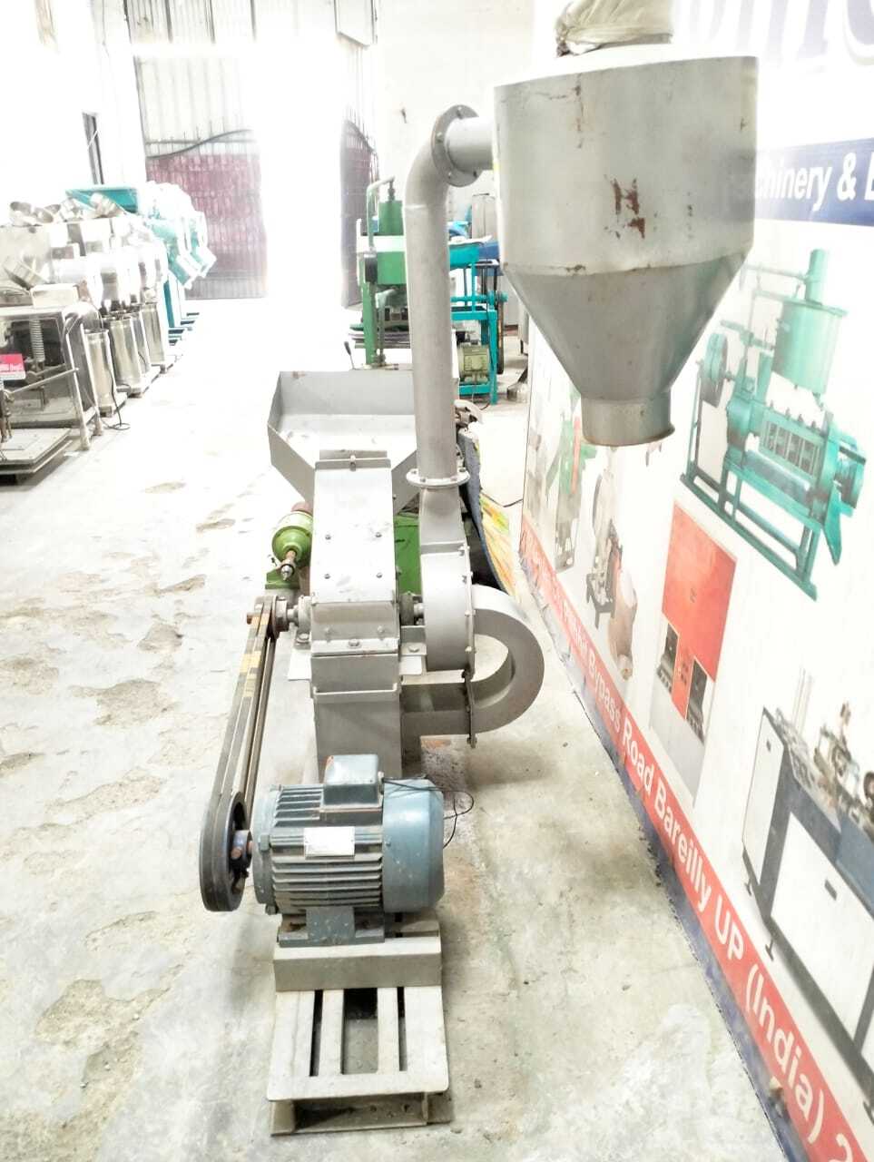 5 Hp Automatic Atta Chakki Machine - 60 Kg/hr Production Capacity, Green Color With Blower Dust Suction System, 1 Year Warranty For Atta And Masala Grinding