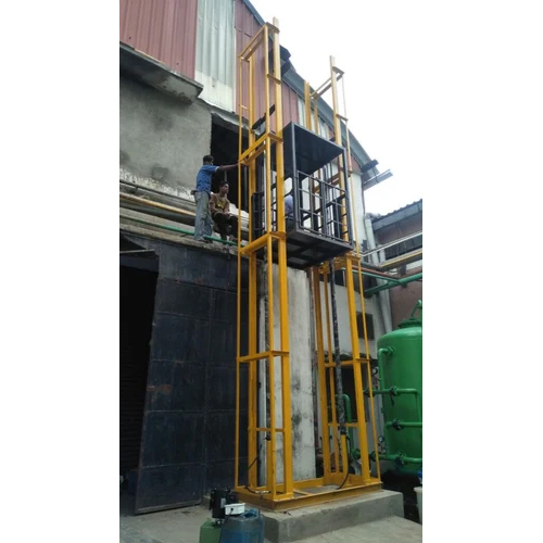 Hydraulic Double Mast Goods Lift Car Dimension: Customized