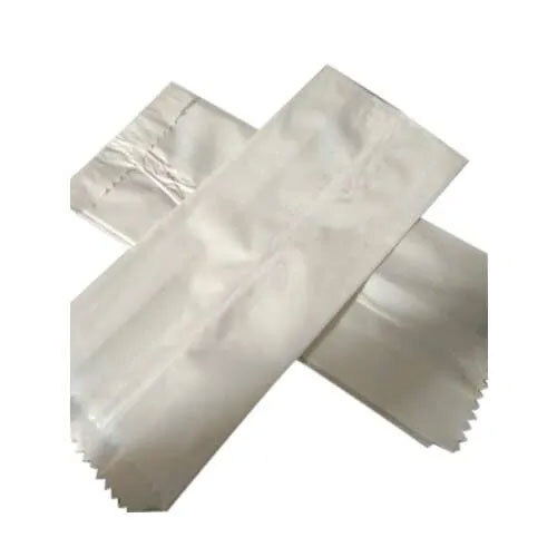 सादा कागज़ का लिफाफा