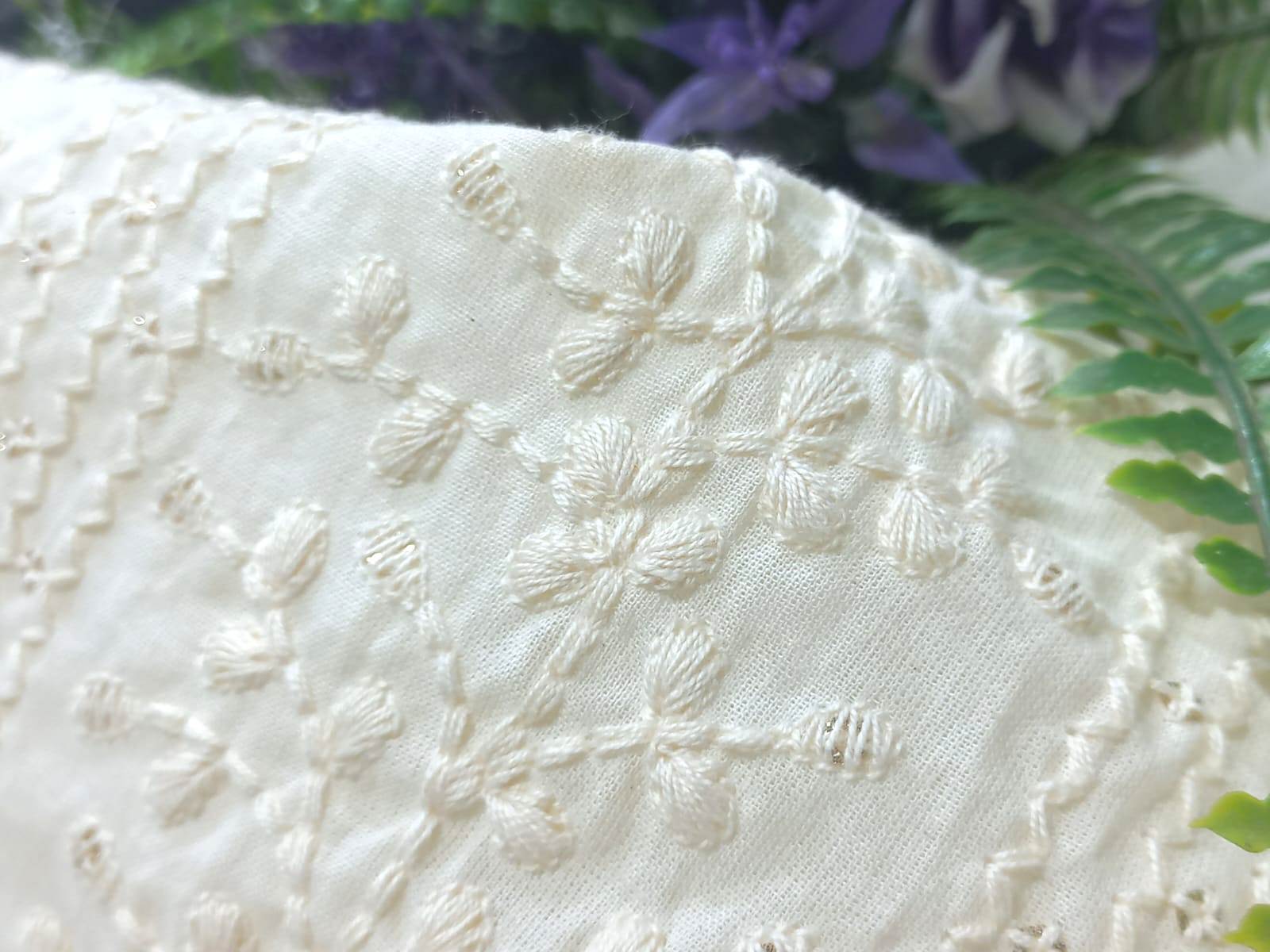 Cotton Thread Embroidery Fabric For Wedding Sherwani India - Pattern: Net