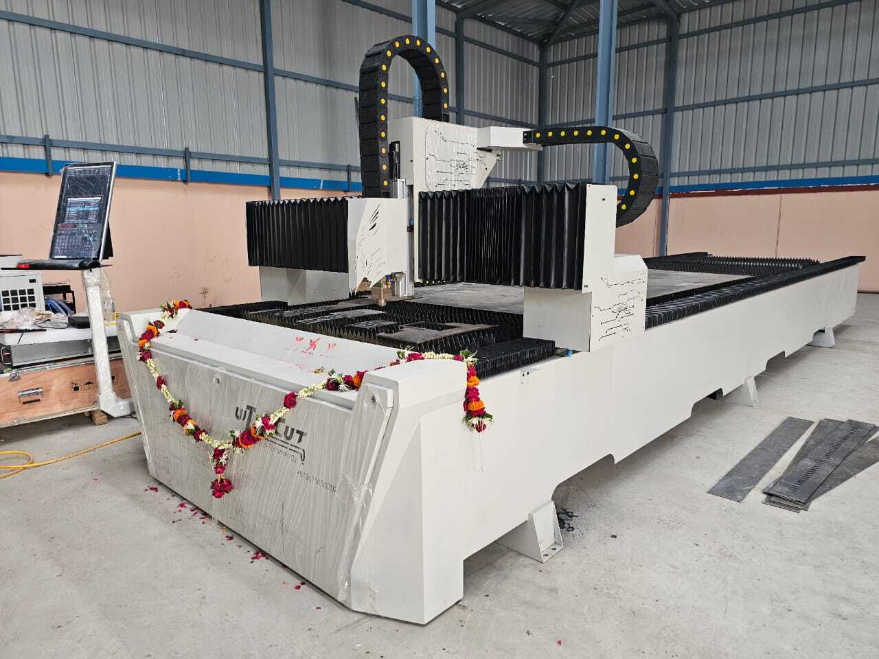 Semi Automatic Colorjet Fiber Laser Cutting Machine