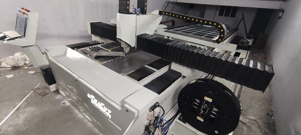 Cnc Laser Pipe Cutting Machine - Automatic Grade: Semi Automatic