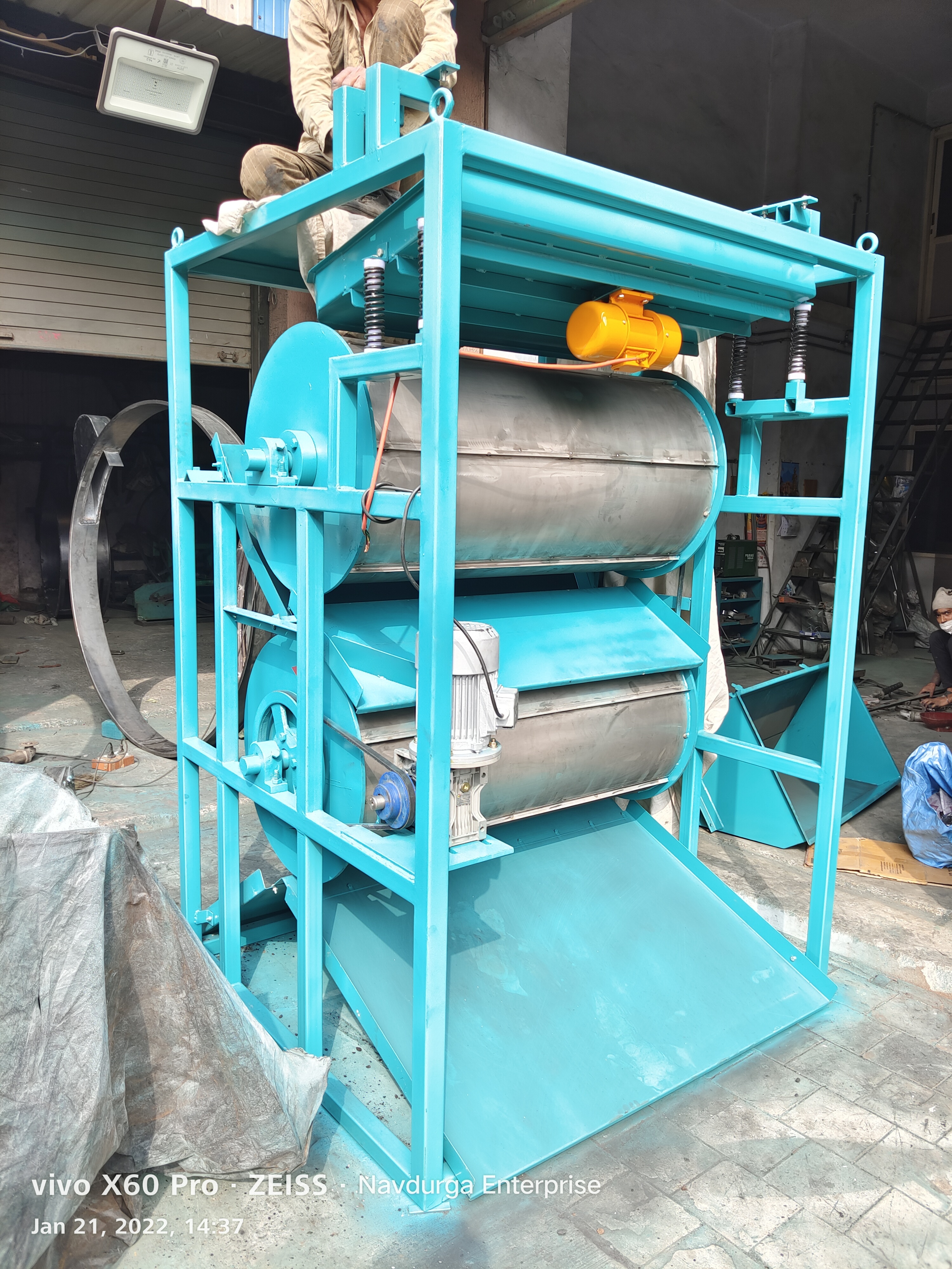 Double Drum Permanent Magnetic Separator - Application: Industrial