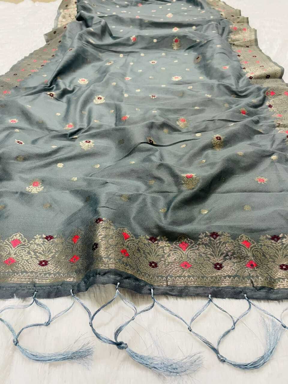 Grey Banarasi Cotton Dupatta 1