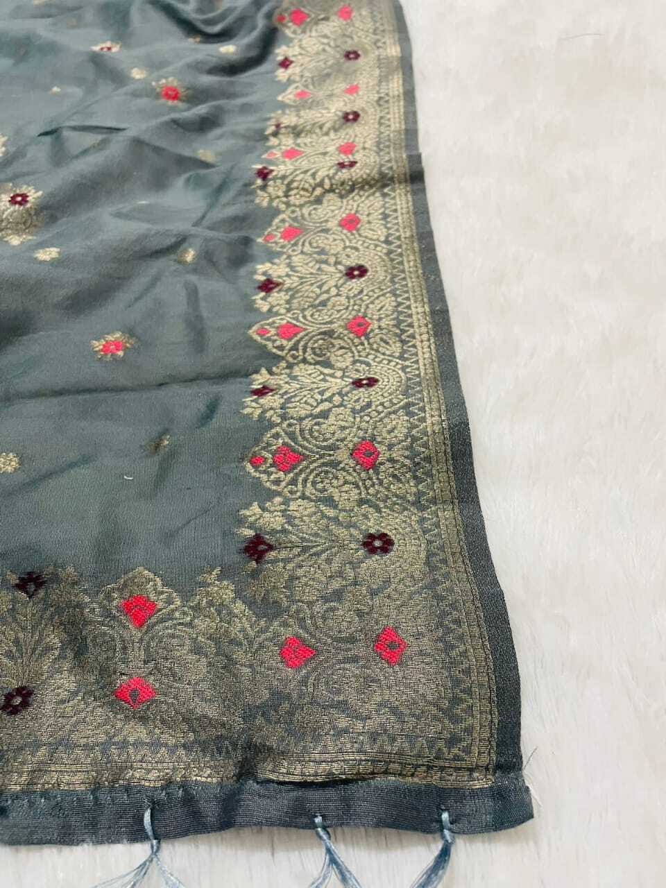 Grey Banarasi Cotton Dupatta 1