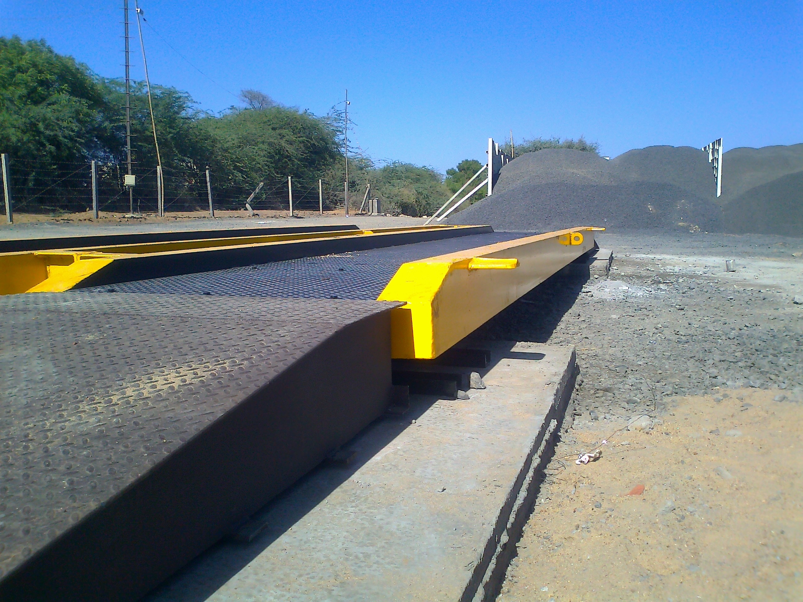 Electronic Mobile Weighbridge - Accuracy: 1 %