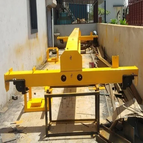 Mild Steel Block End Carriage - Durable Hydraulic Operated, Yellow Finish For Heavy Duty Industrial Applications | Multiple Size Options Available, Warranty Included