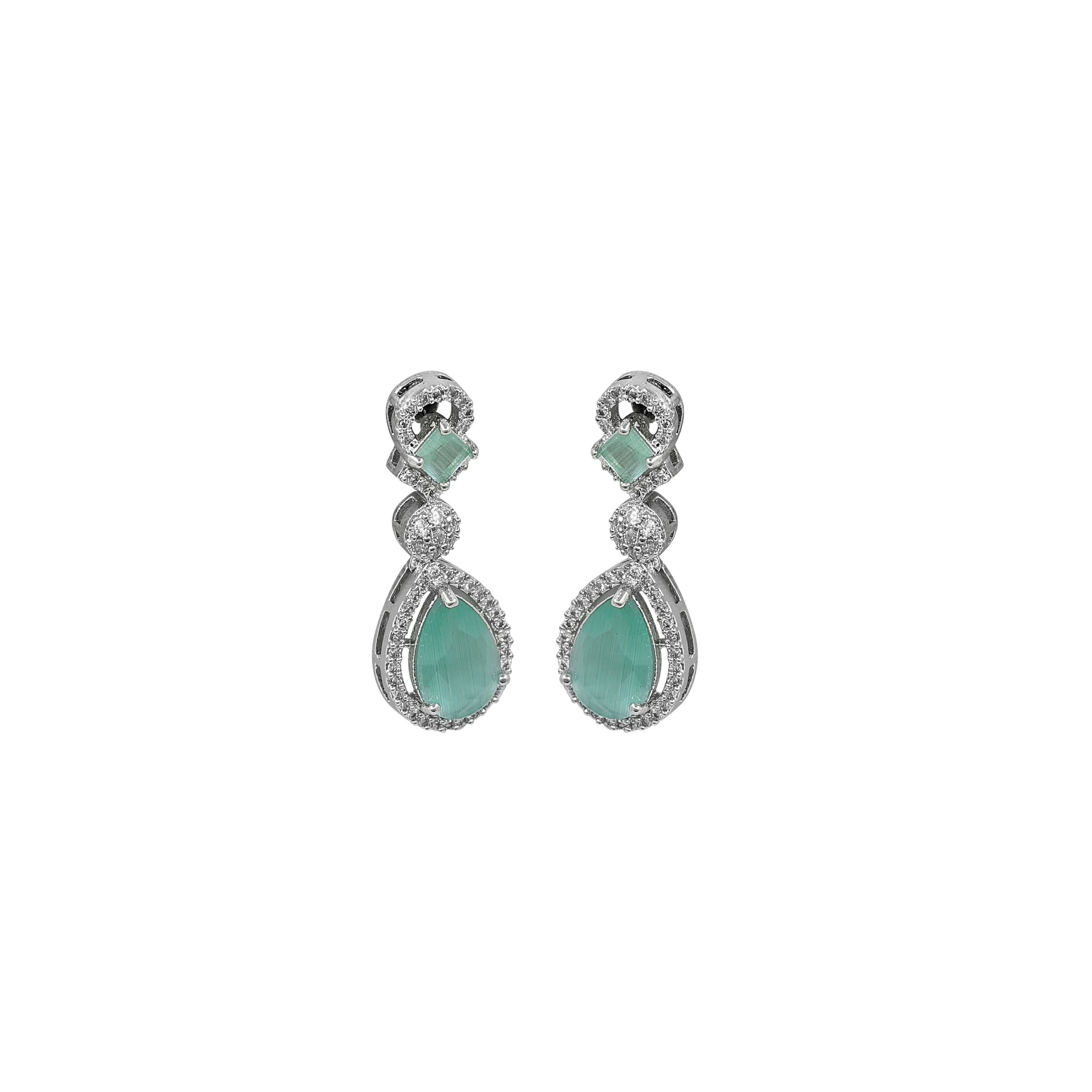 Minted Elegance Ad Necklace Set - Color: Silver