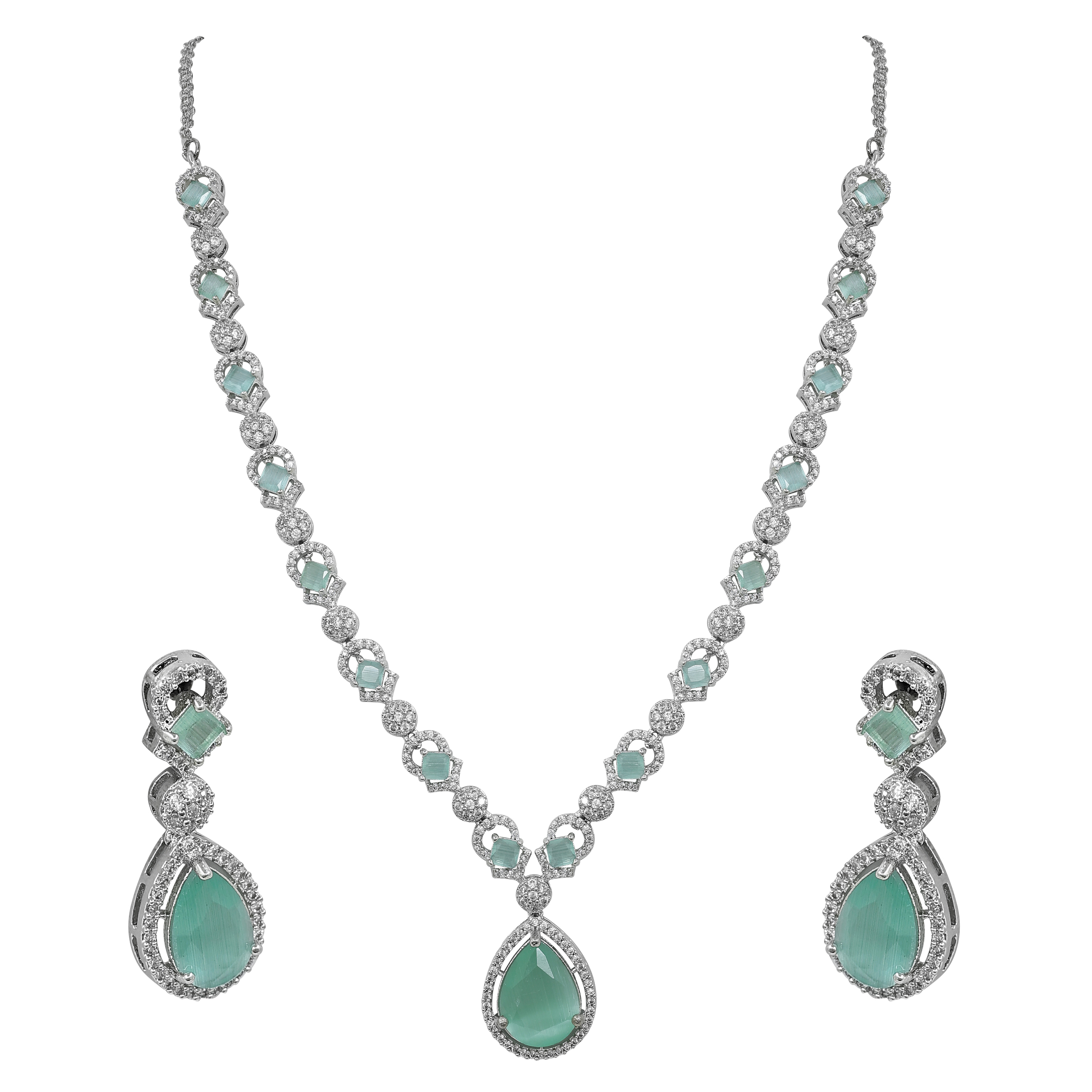 Minted Elegance Ad Necklace Set - Color: Silver