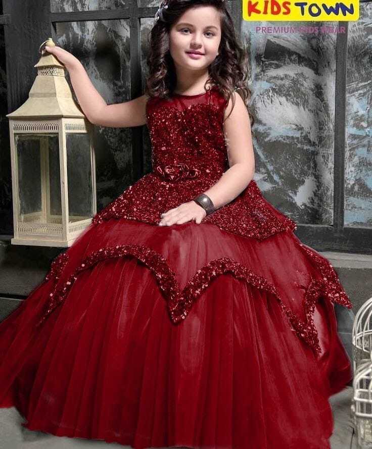 Kids Town Gown at INR in Surat, Gujarat Chahat Fab