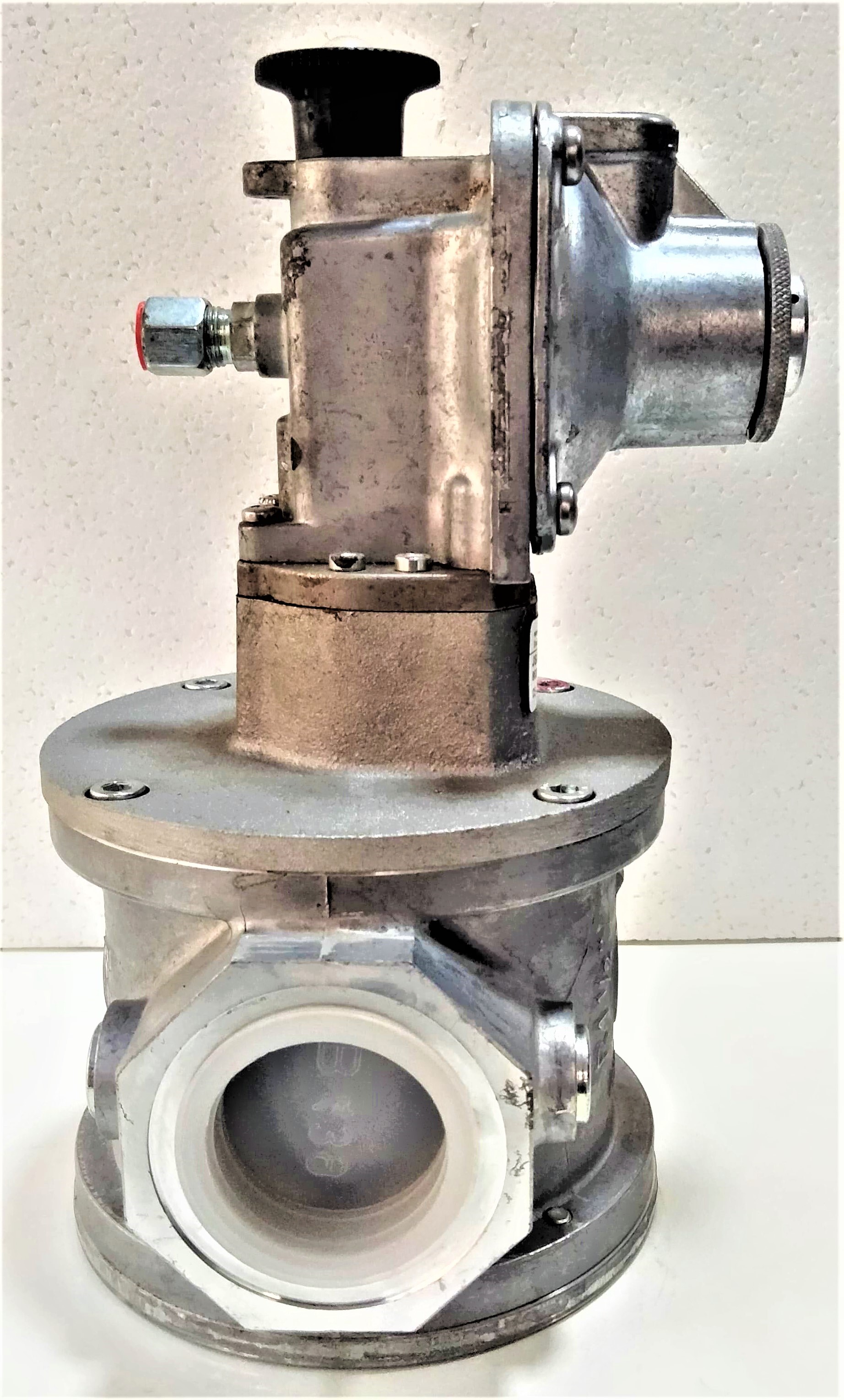 Krom Schroder Solenoid Valve Jsav40r40 3z - Color: Silver And Black