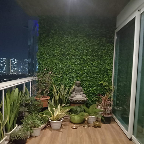 Vertical Artificial Green Wall - Finish: Polished