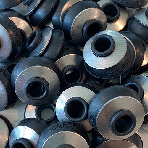 EPDM Washers For Roof - Stainless Steel, Fixed Size, Rubber and Steel Color | Customized Shapes, First-Class Standard, Industrial Usage