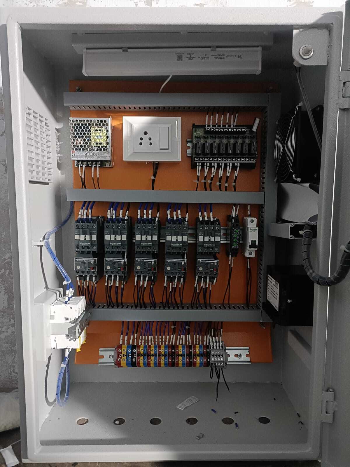 Stp Control Panel - Color: White