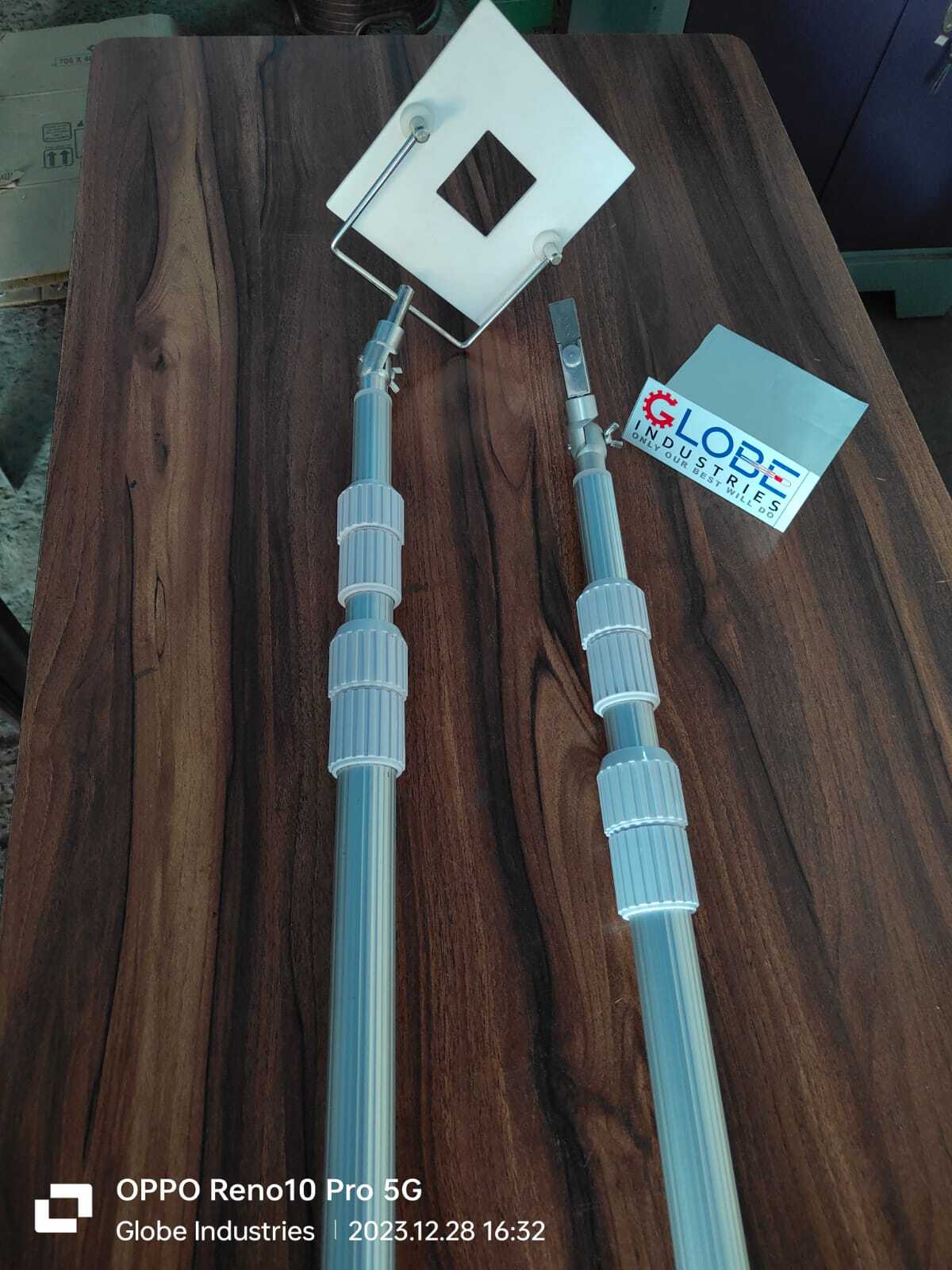 Telescopic Swabbing Operation Tool - Application: Validation Of Pharmaceuticals Industry Equipments