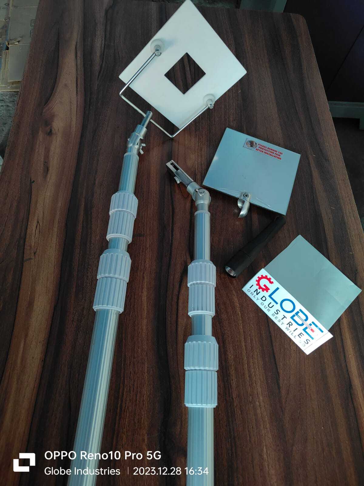 Telescopic Swabbing Operation Tool - Application: Validation Of Pharmaceuticals Industry Equipments