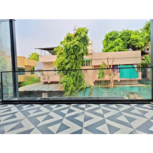 Aluminium Glass Railing - Aluminium Alloy Frame, Various Sizes Available, Wooden Finish & Silver Anodise | Hand Made, Powder Coated & Mill Finish