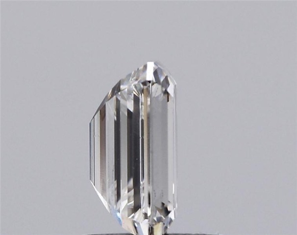 Emerald 1.57ct F Si1 Igi 605355440 Lab Grown Diamond Ec449711 - Density: 50