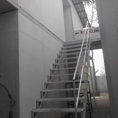 Roof Top Office - Steel Frame Pvc Sliding Windows | Durable Glazed Tile Design For Space Optimization