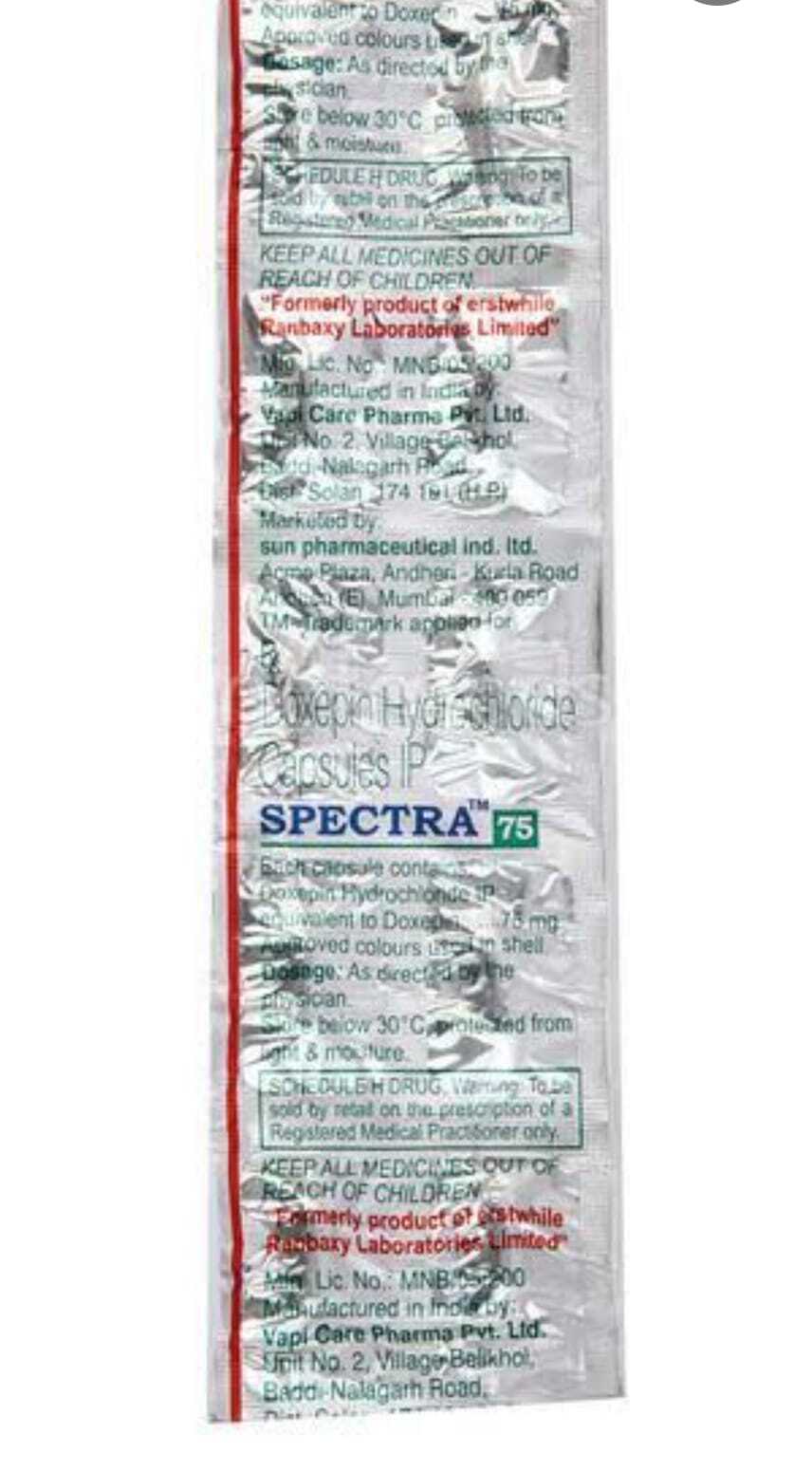 Spectra Capsule - Color: Red And Green