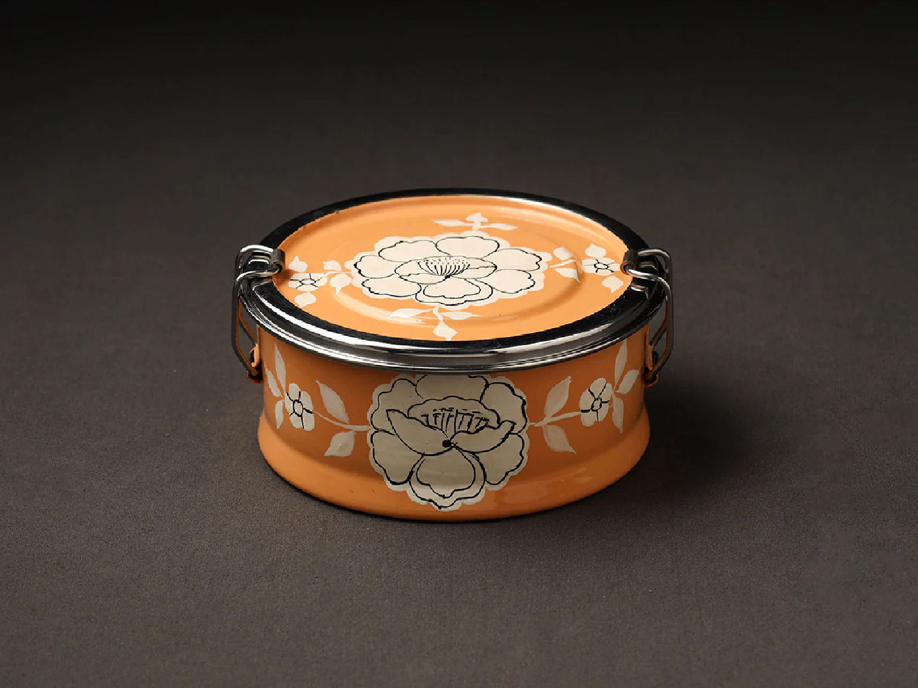 Hand Painted Enamelware Lunch Box A24 - Capacity: 2.5 Ltr