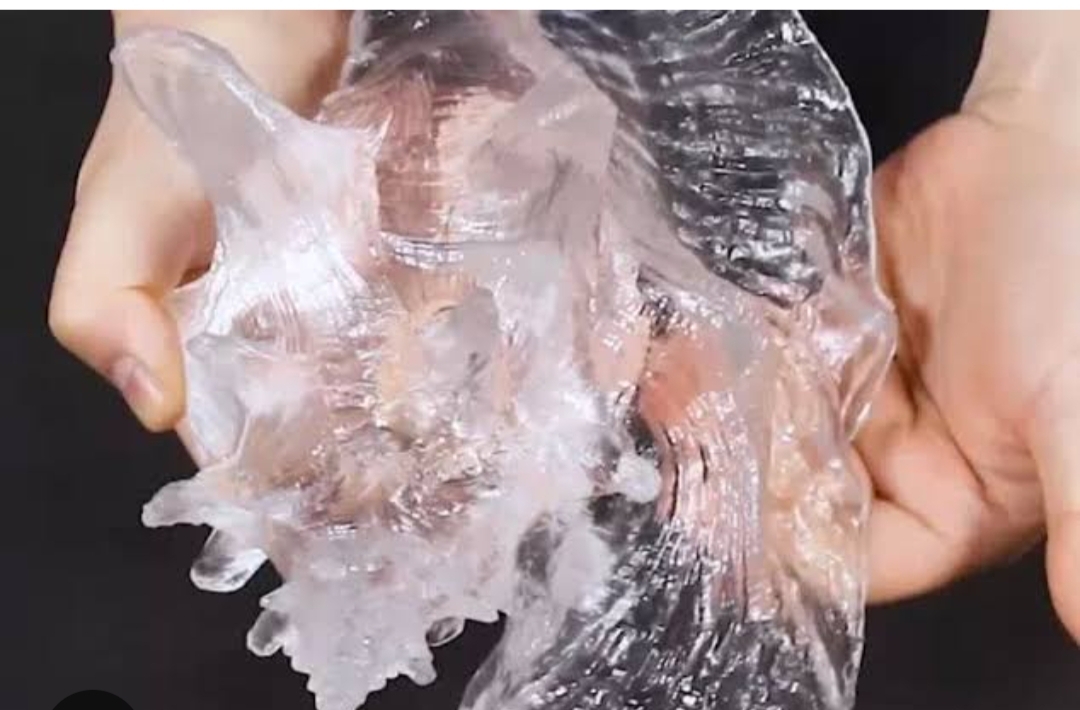 Button Polyester Resin - Clear, Viscosity 1500-3000 Cps, Acid Value 25-30 Mg Koh/gm | Industrial Grade, Cas No: 100-42-5, 99.99% Purity, Curing Time 10-15 Min