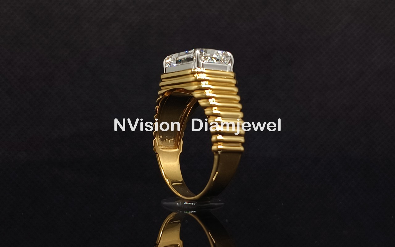 Lab Grown Radiant Shape Diamond Solitaire Men's Ring Diamond Carat Weight: 5.02 Carat