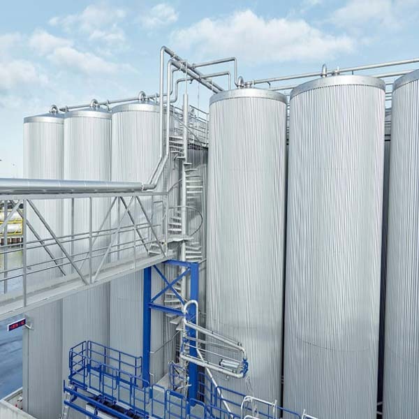 खाद्य और तरल प्रसंस्करण के लिए औद्योगिक टैंक