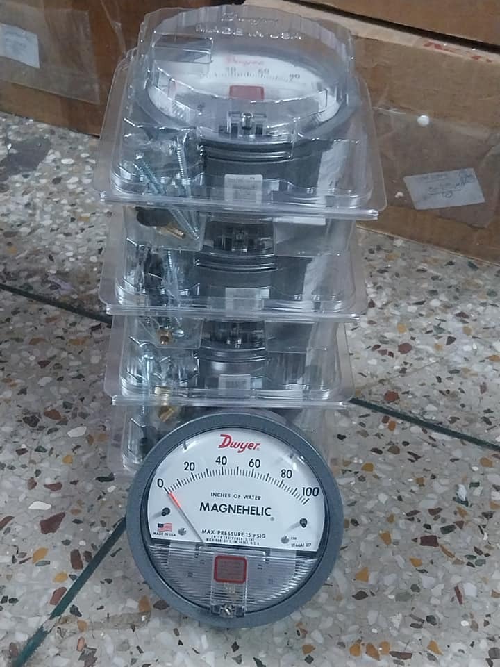 2100 Dwyer Differential Pressure Gauge 100 Inch