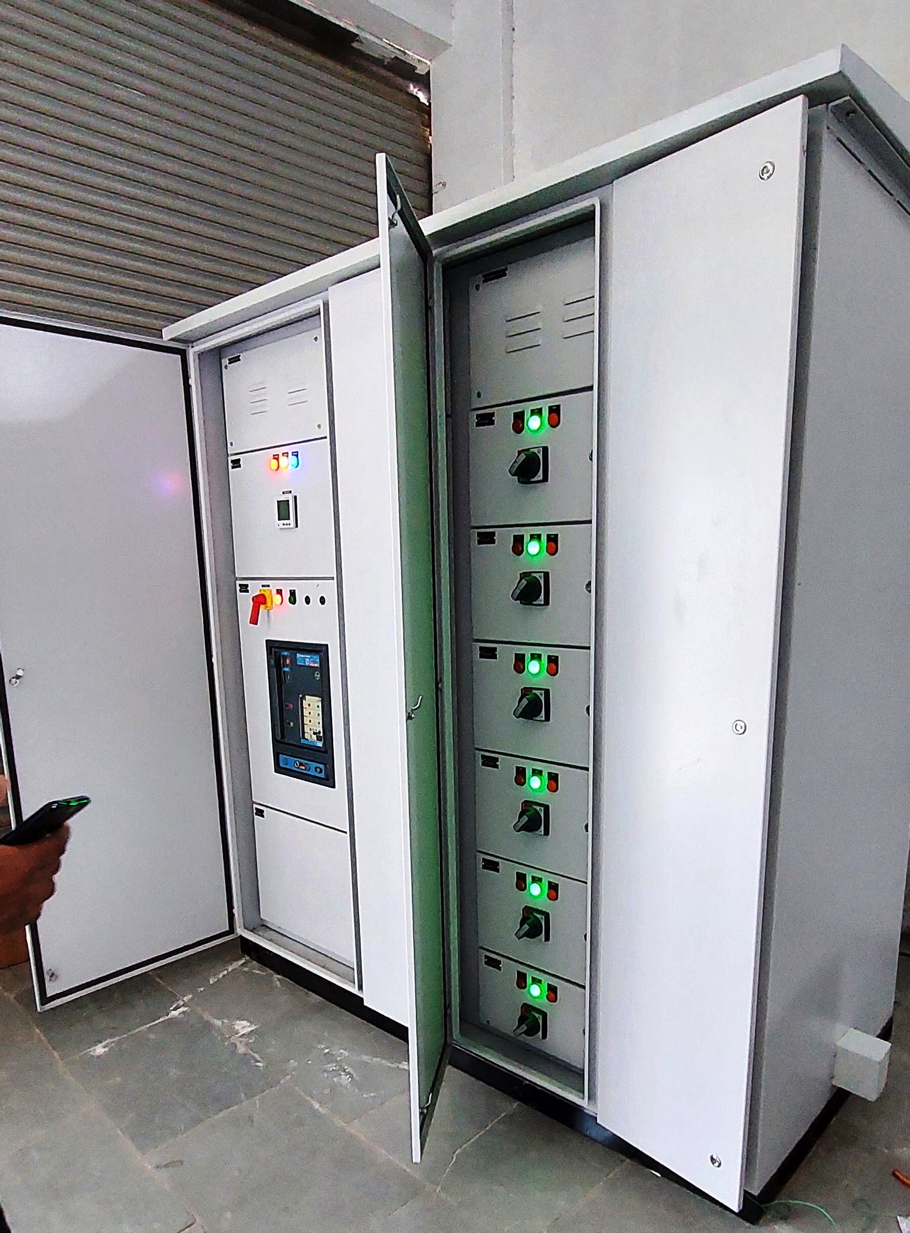 Solar Distribution Panel Frequency (Mhz): 50 Hertz (Hz)