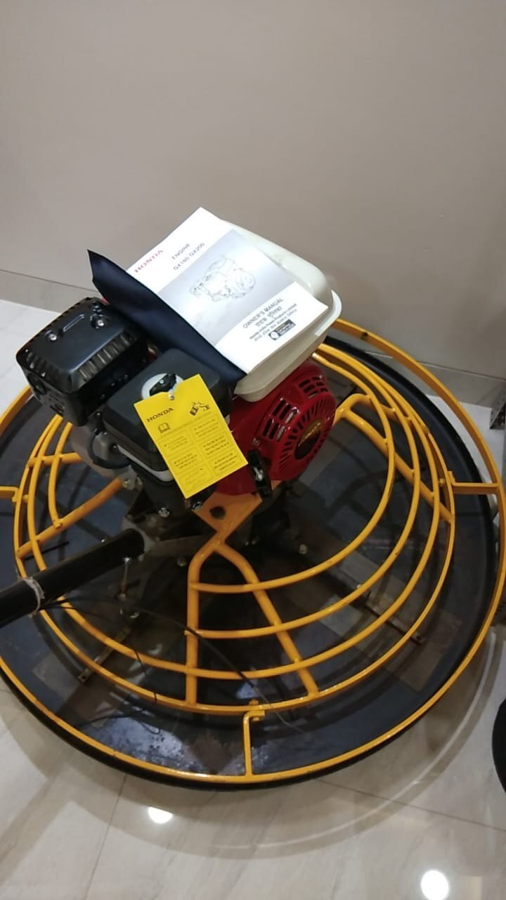 Power Trowel Floater - Dmr1000 1000mm Diameter, 80-120rpm Speed, 4 Blades 350x150mm Size, 2.9kw Power, 85kg Weight | Manual Control, Non-computerized, Ideal For Concrete Finishing