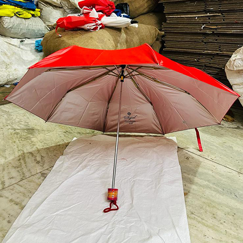 3 Fold Silver Umbrella - Lightweight Nylon & Plastic, Customizable Size, Elegant Silver Design For All Seasons