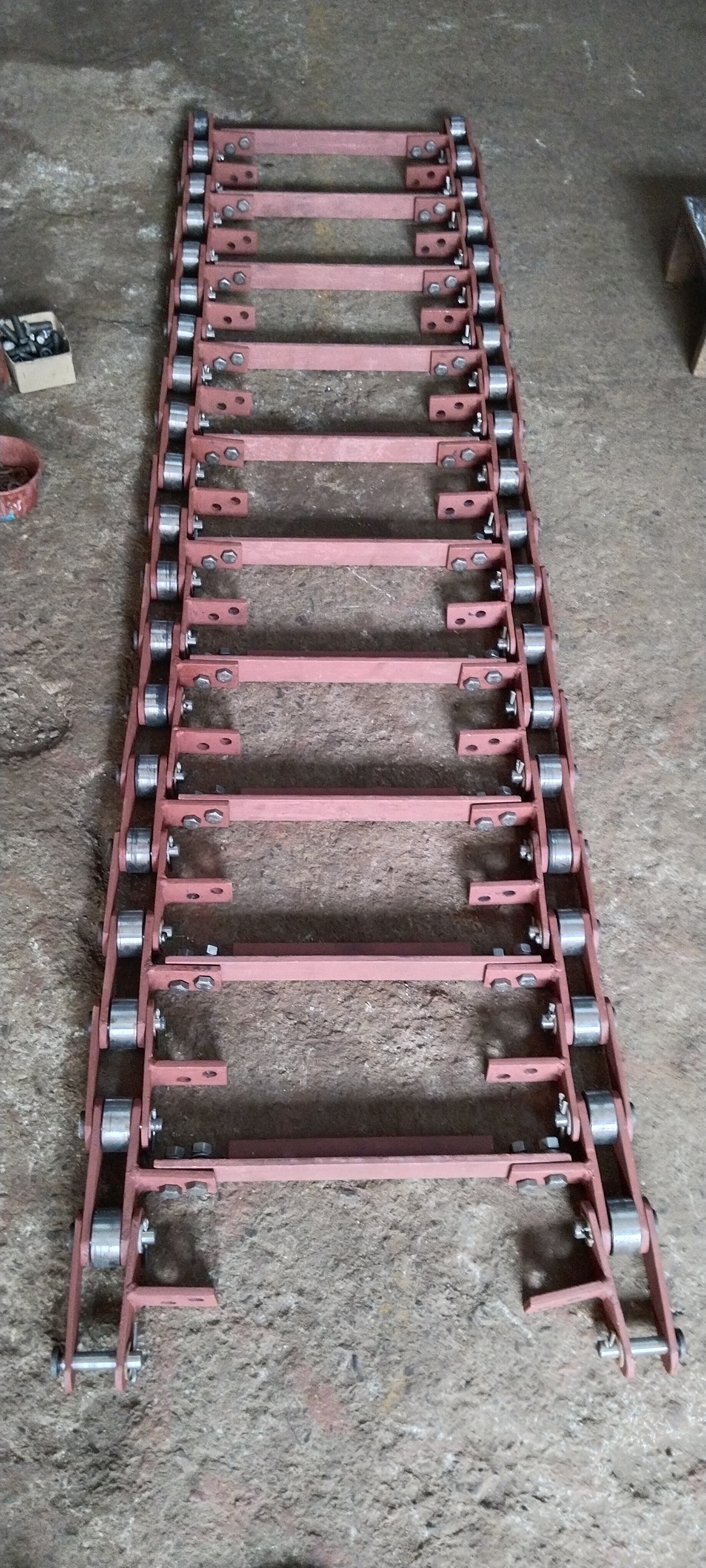 Wet Scrapper Chain