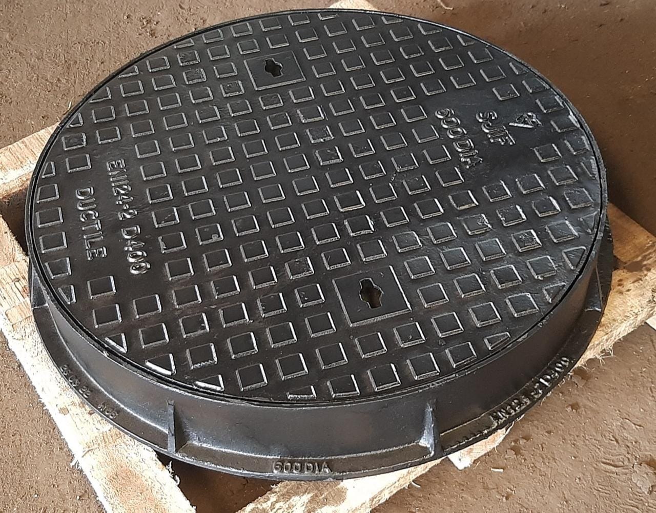 Round Manhole Covers - Ductile Iron 500/7, Lockable, Various Sizes And Load Capacities, Custom Dimensions