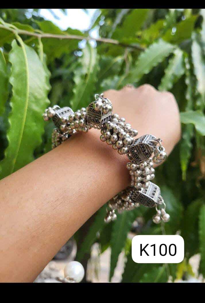 Artificial Bangles W