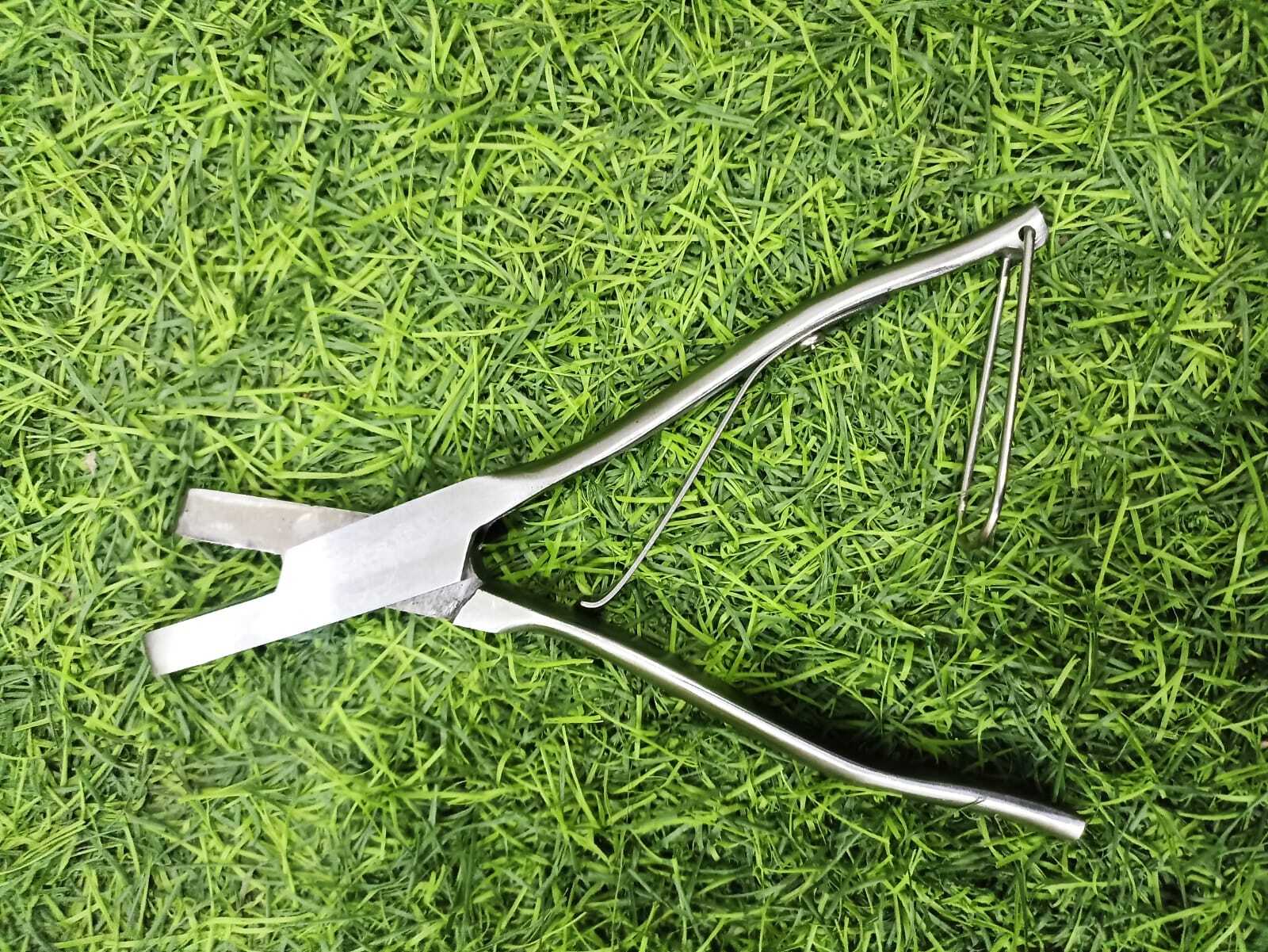 Ear Notching Plier ( U Shape )