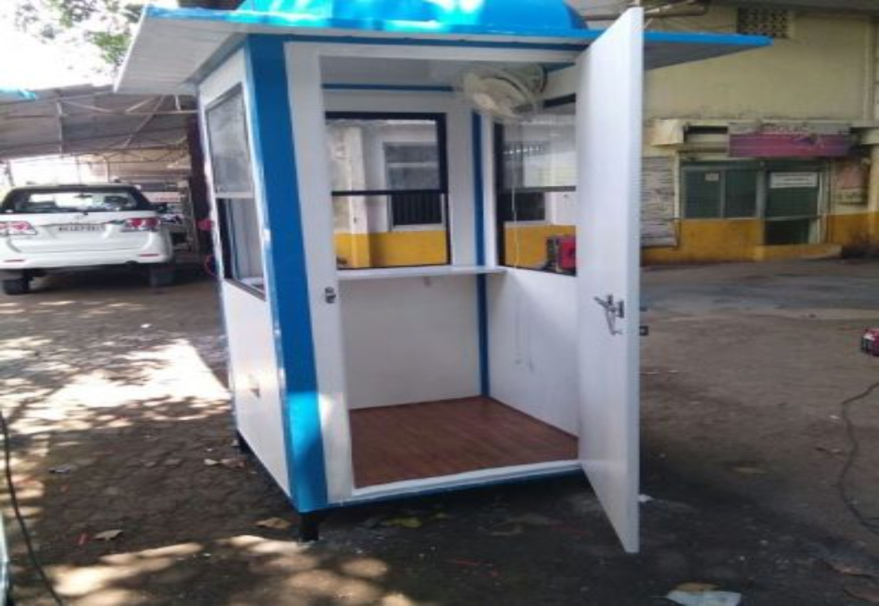 Security Room - Prefabricated, Portable Design | Elegant Look, High Strength, Rust-resistant Surface, Comfortable For Extended Use