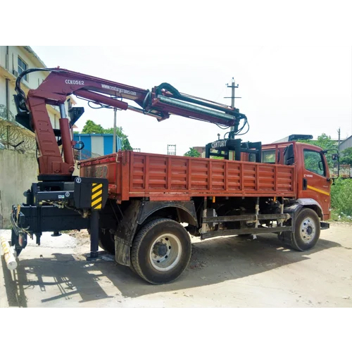 Brick Grabber Crane - Color: Brown