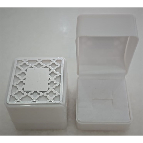 KIA RING WHITE BOX