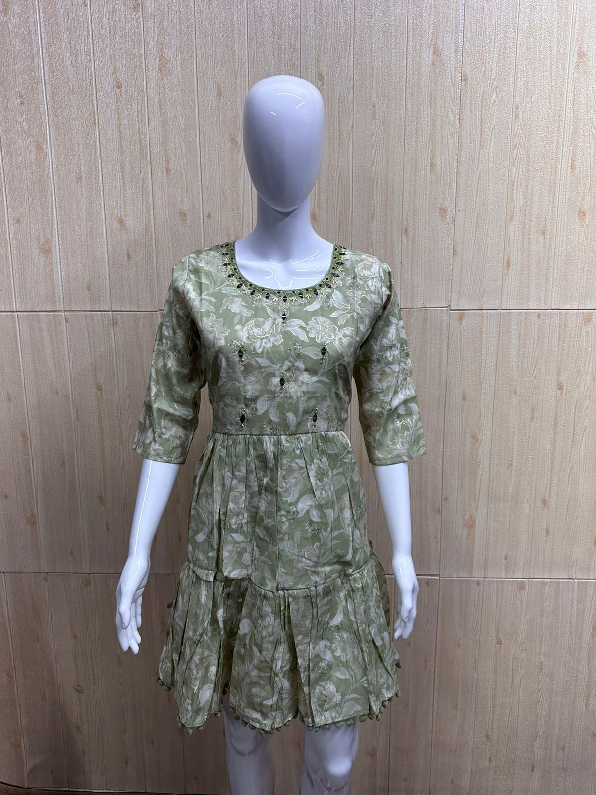 Reyon Tunics 1 - Bust Size: Standard Meter (M)