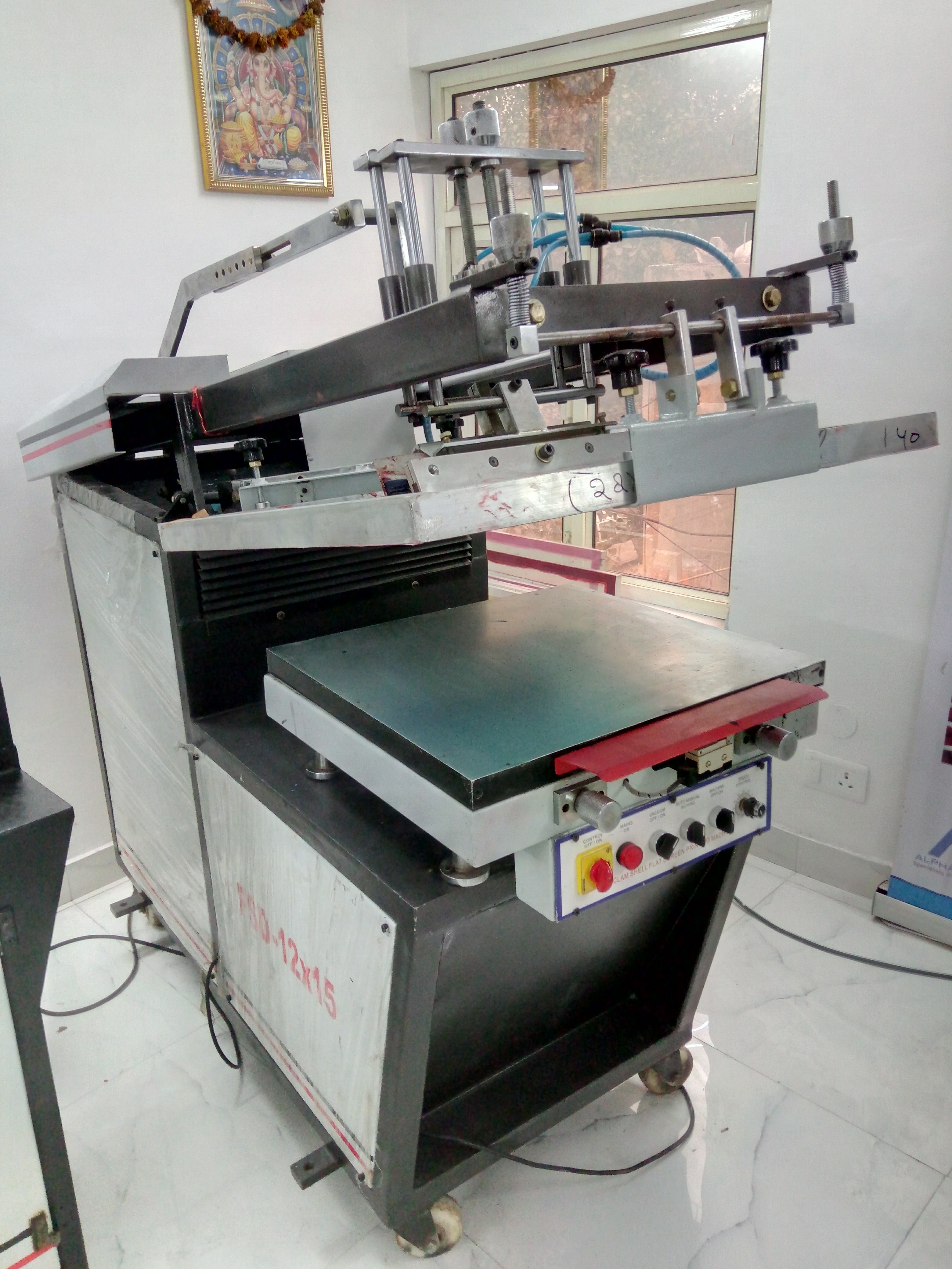 Visiting Card Screen Printing Machine - Automatic Grade: Semi-automatic